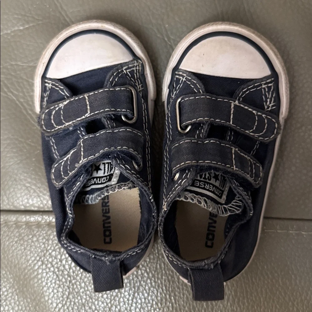 Converse Navy Blue Kids Sneakers with Velcro size 4